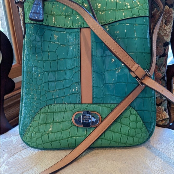 Guess 1981 Croc Crossbody - Picture 1 of 7